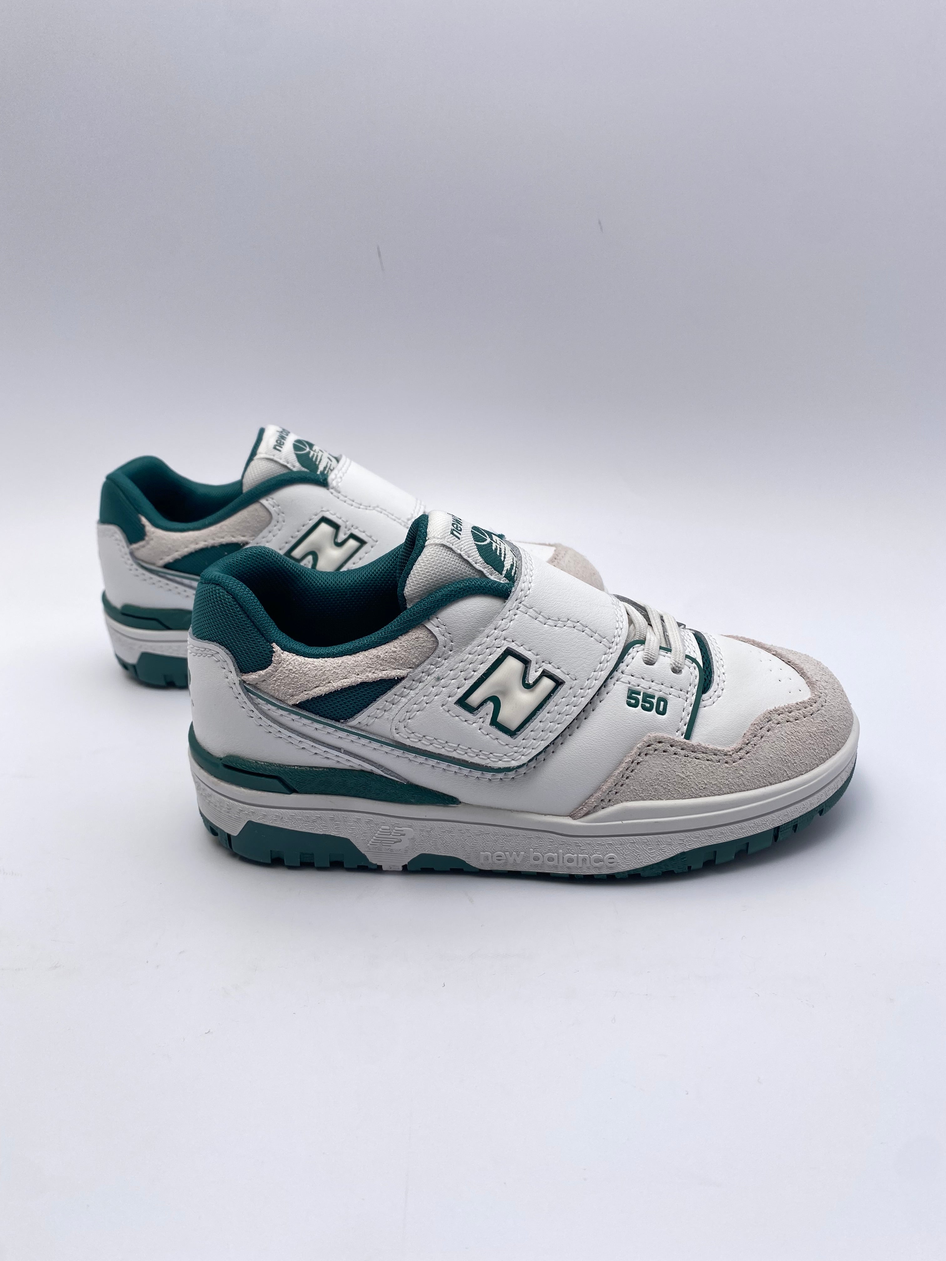 New Balance 550 Groen klittenband Isshoe