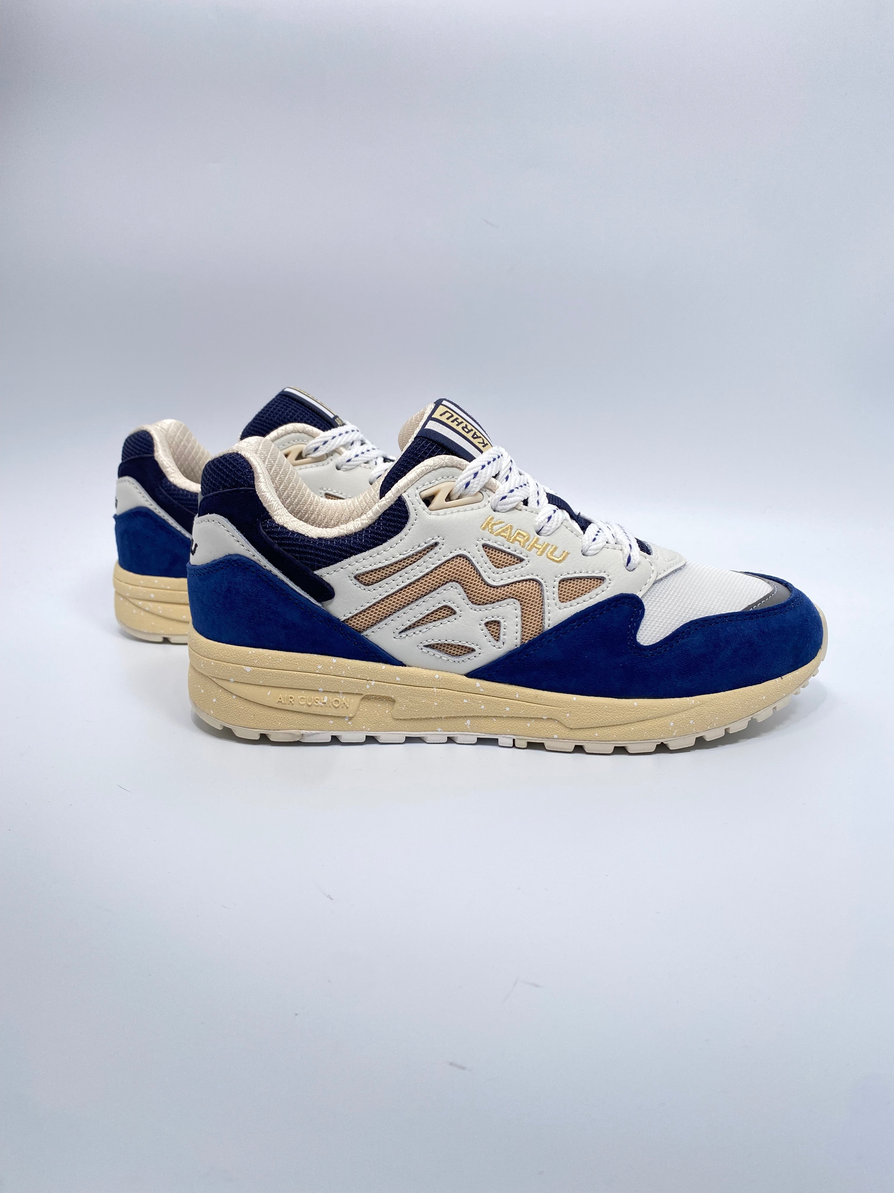 Karhu legacy 96 true navy /irish cream – Isshoe - Main Image